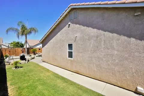 661 Sandcastle Ave, Lemoore, CA 93245 photo 54