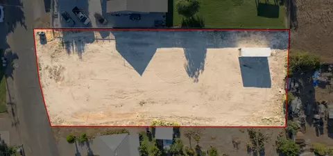 E Murphy Avenue, Laton, CA 93242 photo 9