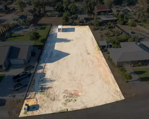 E Murphy Avenue, Laton, CA 93242 photo 6