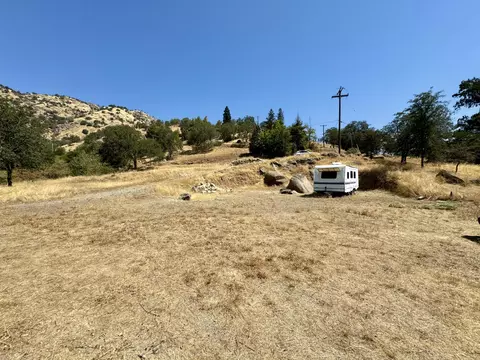 44428 Dinely Dr, Three Rivers, CA 93271 photo 26