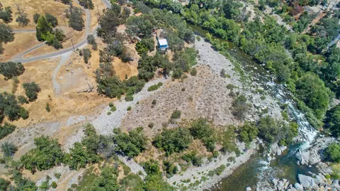 44428 Dinely Dr, Three Rivers, CA 93271 photo 7