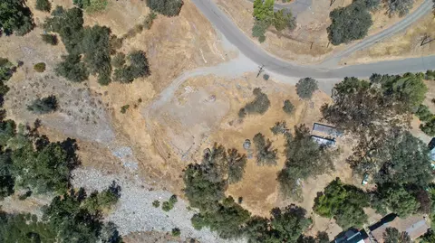 44428 Dinely Dr, Three Rivers, CA 93271 photo 5