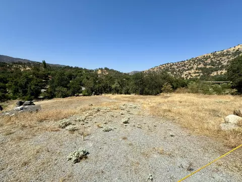 44428 Dinely Dr, Three Rivers, CA 93271 photo 22