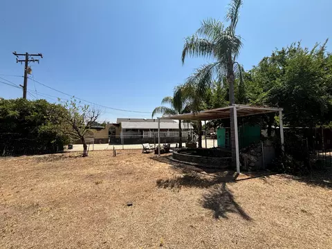 19274 Rd 234, Strathmore, CA 93267 photo 3