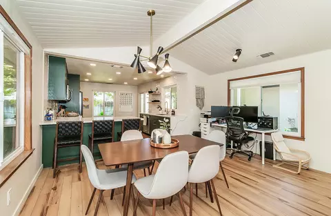 666 E Kip Patrick Dr, Reedley, CA 93654 photo 12