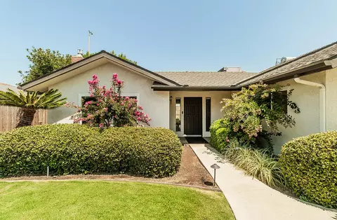 666 E Kip Patrick Dr, Reedley, CA 93654 photo 3