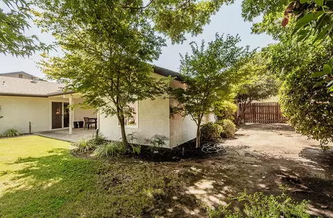 666 E Kip Patrick Dr, Reedley, CA 93654 photo 37
