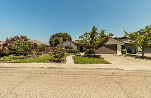 666 E Kip Patrick Dr, Reedley, CA 93654 photo 40