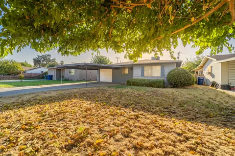 357 N F St, Tulare, CA 93274