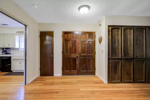 876 W Firebaugh Ave, Exeter, CA 93221 photo 13
