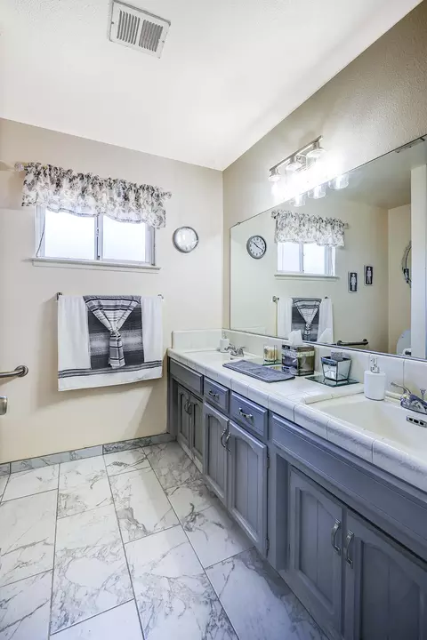 876 W Firebaugh Ave, Exeter, CA 93221 photo 33