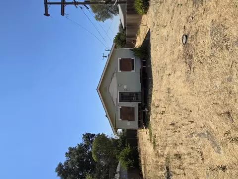 245 Smith Ave, Lemoore, CA 93245