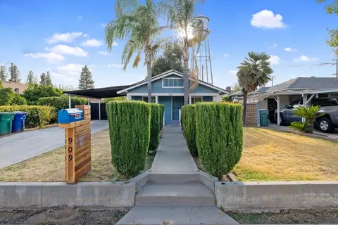 909 Rawson Ave, Sanger, CA 93657 photo 2