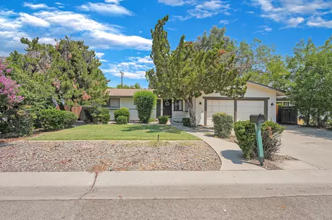 3732 W Paradise Ave, Visalia, CA 93277
