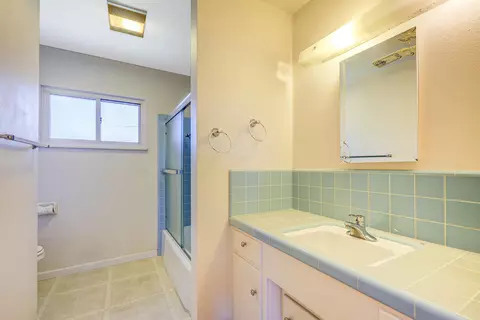 3227 E Meadow Ave, Visalia, CA 93292 photo 14