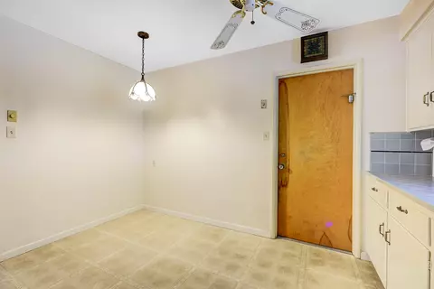 3227 E Meadow Ave, Visalia, CA 93292 photo 10