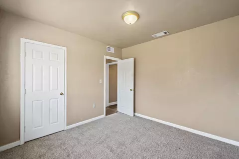 437 S E St, Tulare, CA 93274 photo 18