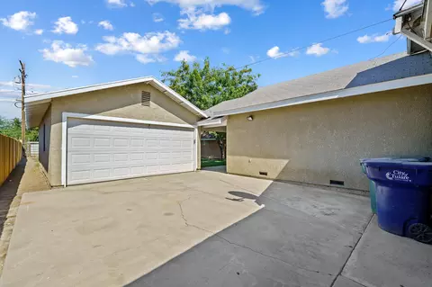 437 S E St, Tulare, CA 93274 photo 32