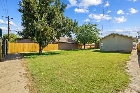 437 S E St, Tulare, CA 93274 photo 31