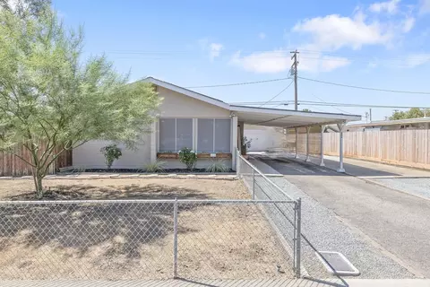 206 Peach Dr, Exeter, CA 93221