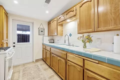 206 Peach Dr, Exeter, CA 93221 photo 11