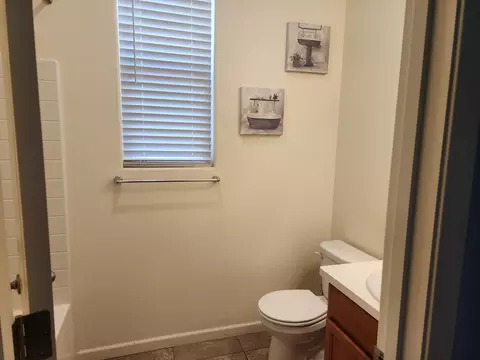 3729 E Campus Court Ct, Visalia, CA 93292 photo 12