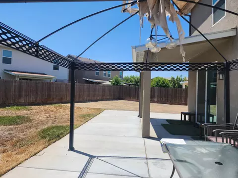 3729 E Campus Court Ct, Visalia, CA 93292 photo 27