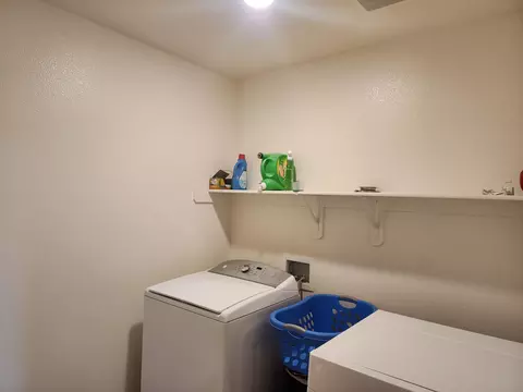 3729 E Campus Court Ct, Visalia, CA 93292 photo 28