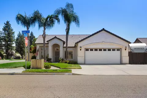 1893 Gomez Cir, Tulare, CA 93274