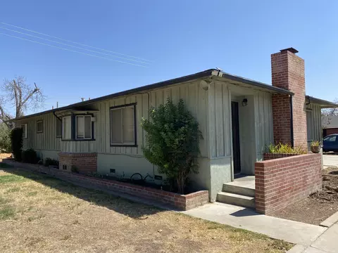 1716 N Cain St, Visalia, CA 93292