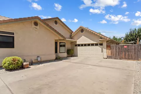 2606 E Harvard Ct, Visalia, CA 93292 photo 6