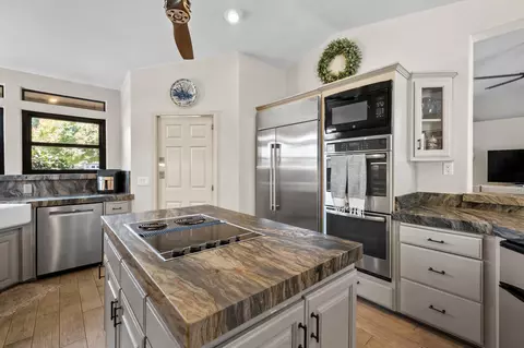2606 E Harvard Ct, Visalia, CA 93292 photo 17
