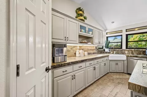 2606 E Harvard Ct, Visalia, CA 93292 photo 19