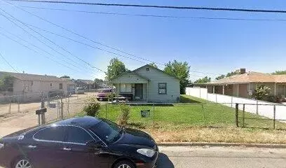 1005 E Douglas Ave, Visalia, CA 93292