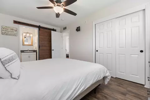1075 Laurel Ln, Lemoore, CA 93245 photo 17