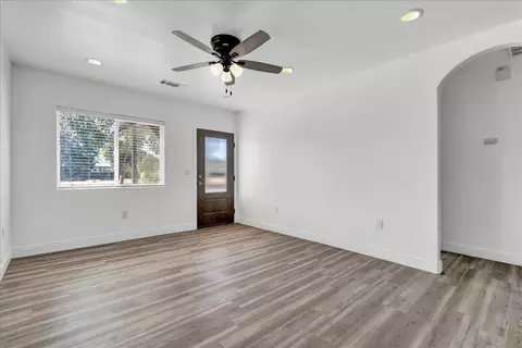 14296 Front St, Armona, CA 93202 photo 6