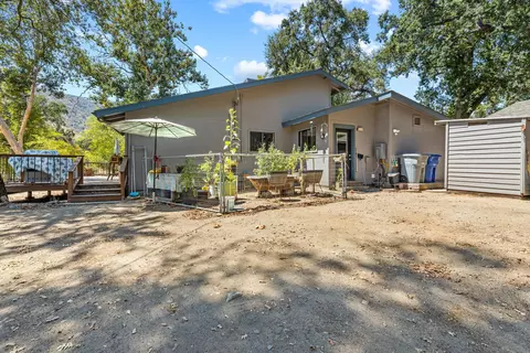 43832 N Fork Dr #B, Three Rivers, CA 93271