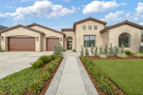 Exterior - 3136 E Beech Ct, Visalia, CA 93292 photo 5 of 11