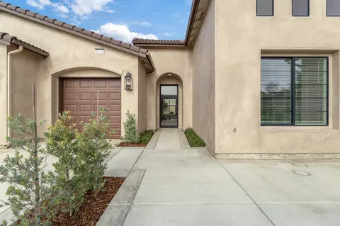 Other - 3136 E Beech Ct, Visalia, CA 93292 photo 1 of 18