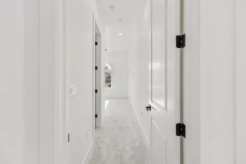 Entry Way - 3136 E Beech Ct, Visalia, CA 93292 photo 12 of 14
