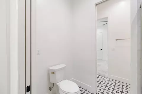 Bath - 3136 E Beech Ct, Visalia, CA 93292 photo 13 of 20