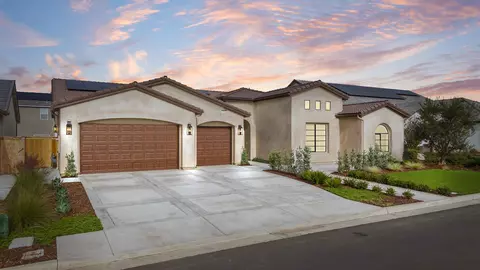 Exterior - 3136 E Beech Ct, Visalia, CA 93292 photo 2 of 11