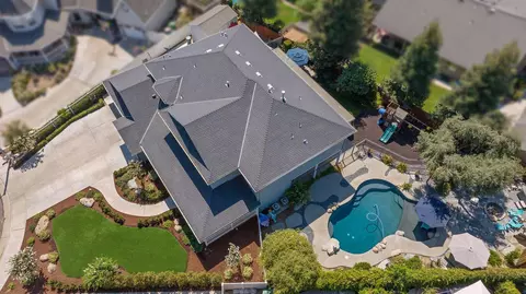 View/Area - 620 Pheasant Ct, Exeter, CA 93221 photo 5 of 6
