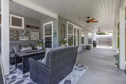 Exterior - 620 Pheasant Ct, Exeter, CA 93221 photo 9 of 35