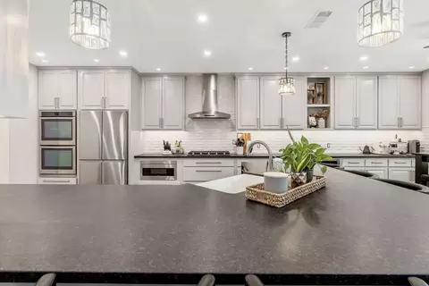 Kitchen - 620 Pheasant Ct, Exeter, CA 93221 photo 5 of 9