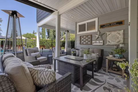 Exterior - 620 Pheasant Ct, Exeter, CA 93221 photo 10 of 35