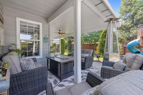 Exterior - 620 Pheasant Ct, Exeter, CA 93221 photo 8 of 35