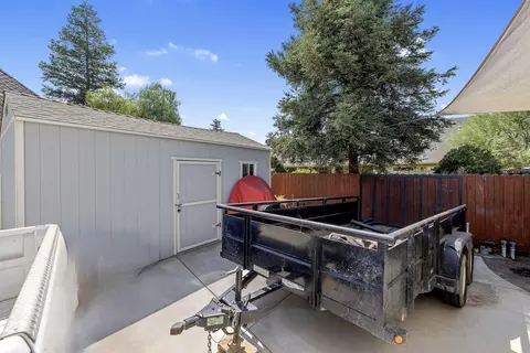 Exterior - 620 Pheasant Ct, Exeter, CA 93221 photo 30 of 35