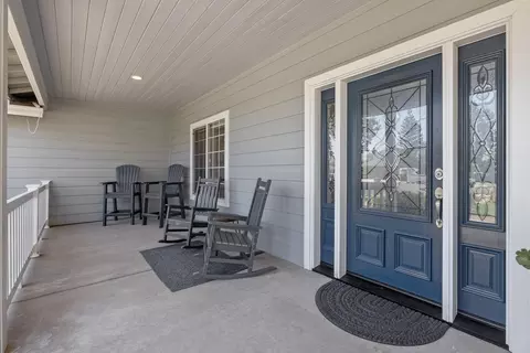 Exterior - 620 Pheasant Ct, Exeter, CA 93221 photo 2 of 35