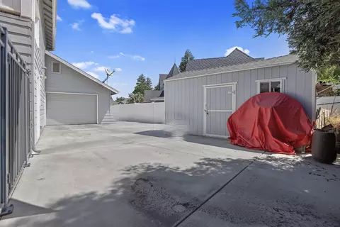 Exterior - 620 Pheasant Ct, Exeter, CA 93221 photo 28 of 35